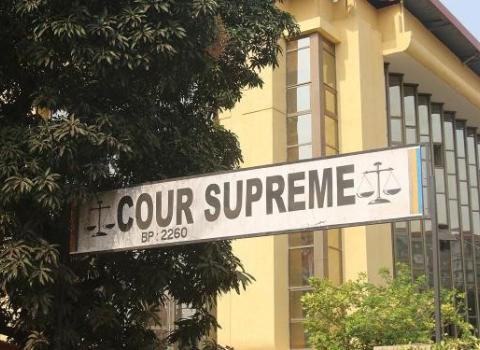 المحكمة العليا تُنشئ لجنة الأطباء وخلايا فحص ملفات الترشح استعداداً للانتخابات الرئاسية في ديسمبر 2025