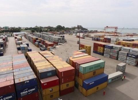 ميناء كوناكري المستقل يطلق خطة عمل شاملة لتخفيف الازدحام وتحسين انسيابية العمليات اللوجستية