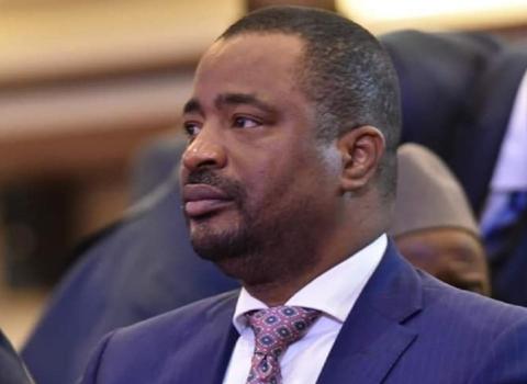 زمن التنكّر… ما الذي تبقّى من القيم؟ (بقلم: تيبو كامارا)