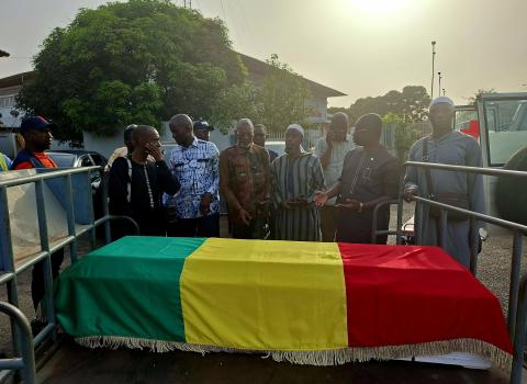 كوناكري تستقبل جثمان الطالب الغيني أبو بكر سافاني بعد وفاته في مصر: حزن واسع داخل الأوساط التعليمية